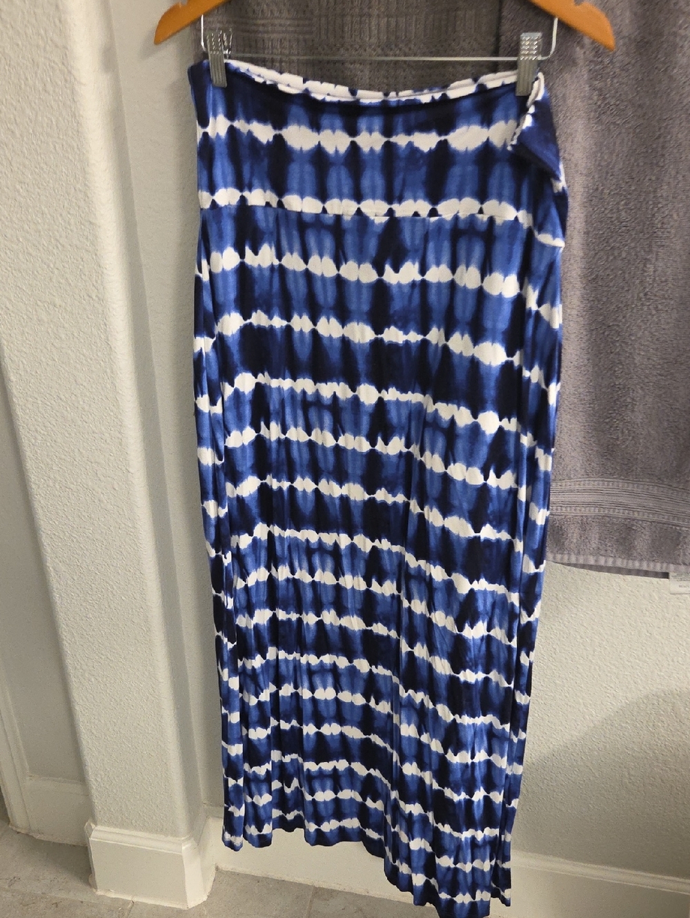 Design History Blue and White Tie-Dye Maxi Skirt
